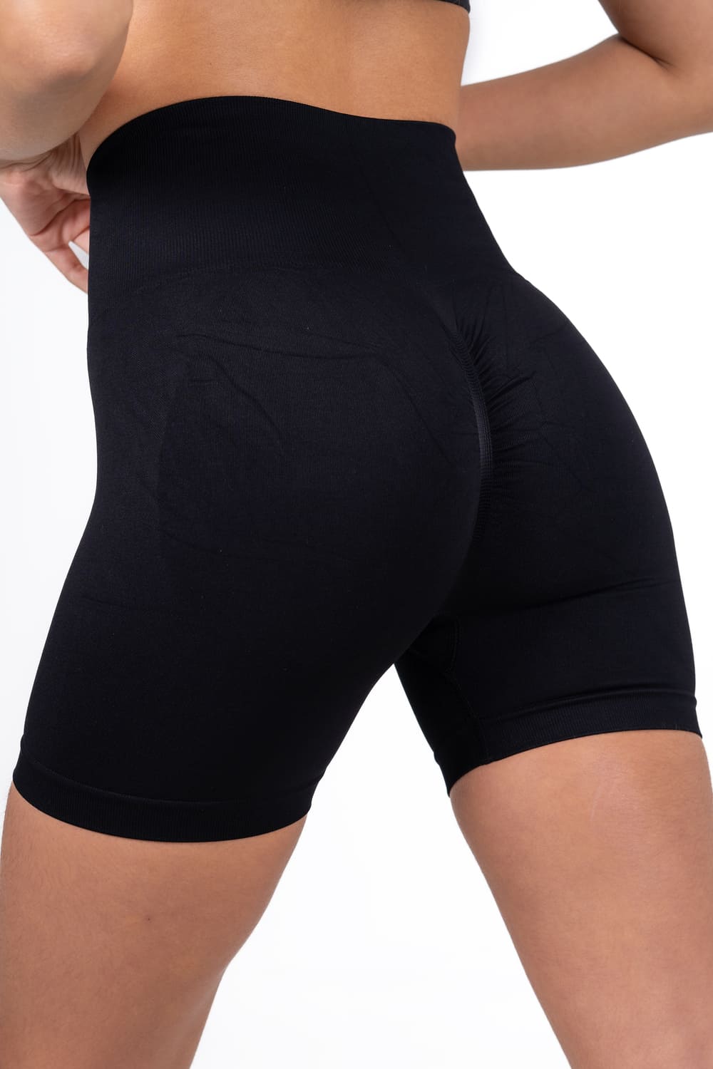 Short Push Up Lady