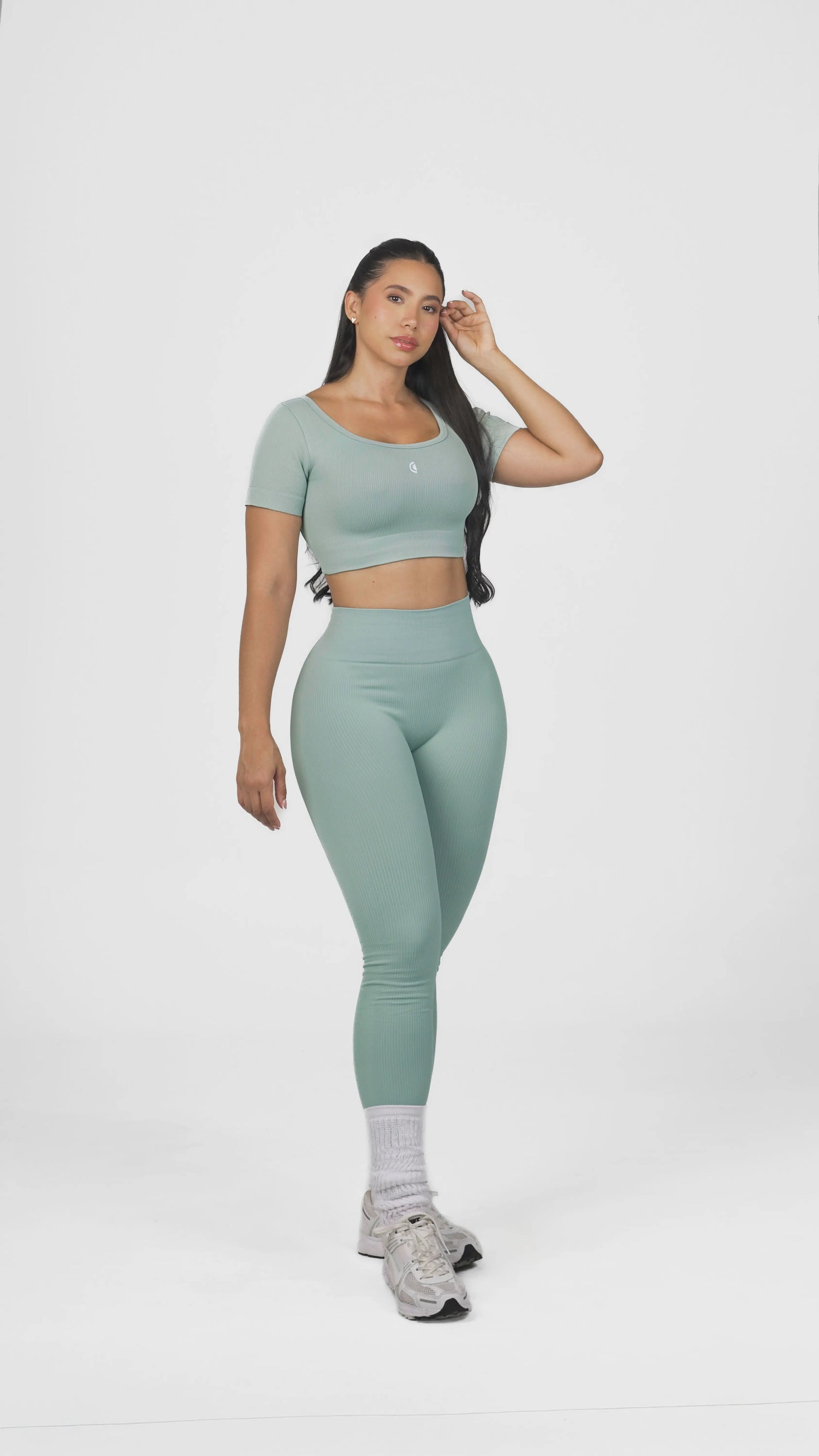 Conjunto Deportivo Sin Push Up Alada